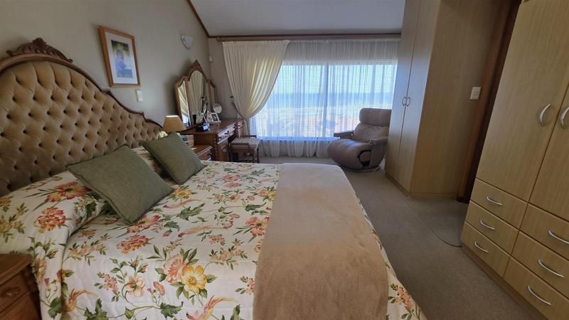 3 Bedroom Property for Sale in Glentana Western Cape